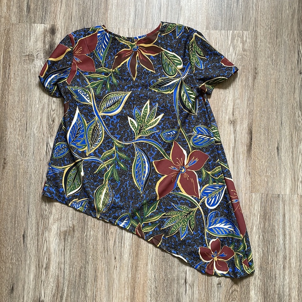Zara asymmetrical top. - Picture 4 of 4